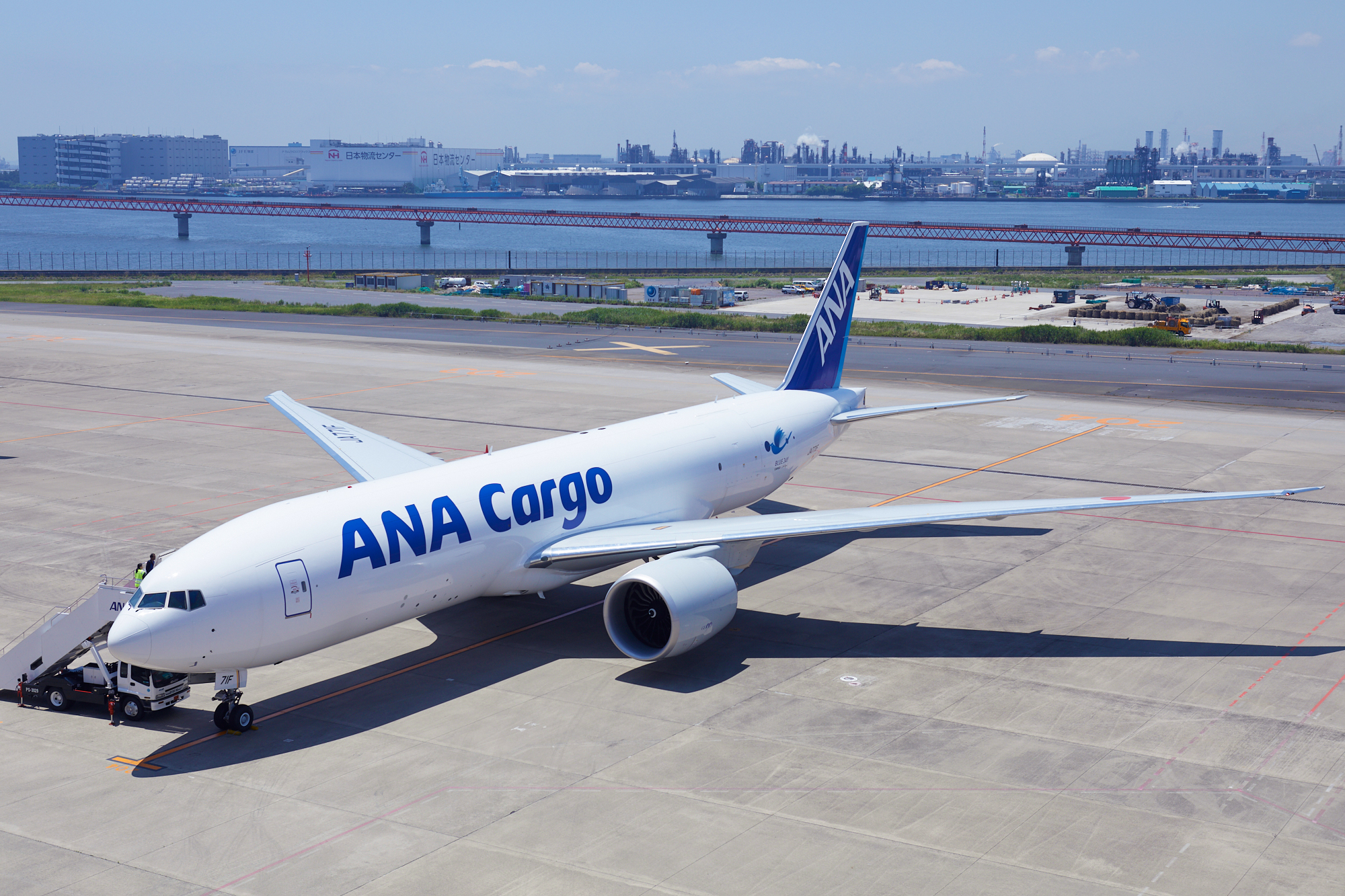ANA Cargo approves CSafe